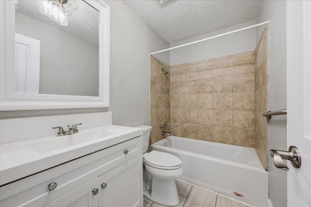 7220 Windhaven Road, North Richland Hills, TX 76182