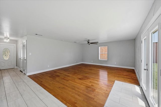 7220 Windhaven Road, North Richland Hills, TX 76182