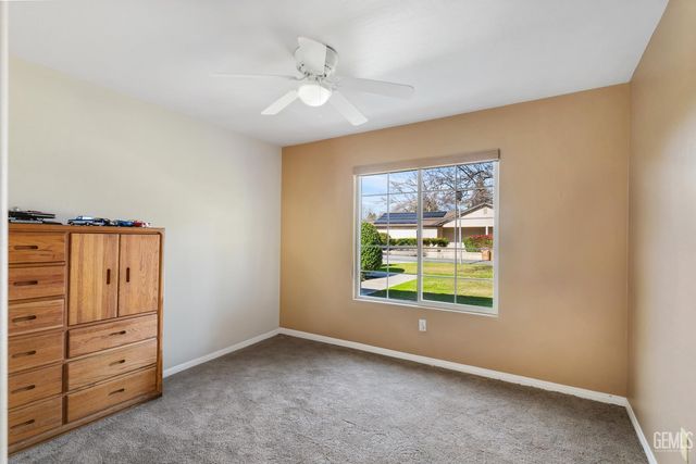 13120 Game Set Way, Bakersfield, CA 93306