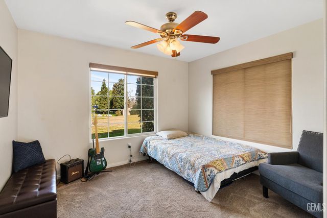 13120 Game Set Way, Bakersfield, CA 93306