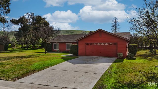 13120 Game Set Way, Bakersfield, CA 93306