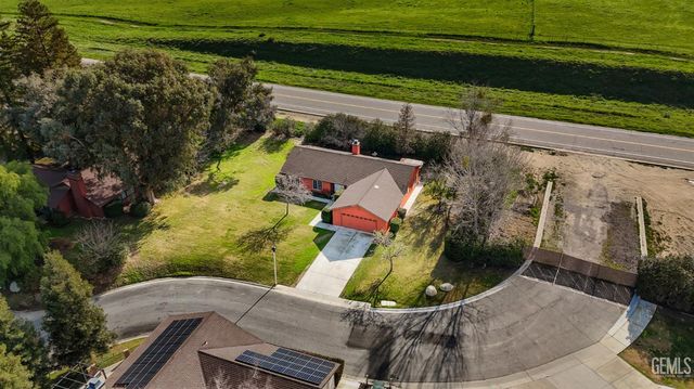 13120 Game Set Way, Bakersfield, CA 93306