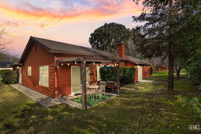 13120 Game Set Way, Bakersfield, CA 93306