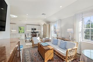 342 Boulevard Boulevard 2A, Middletown, RI 02842