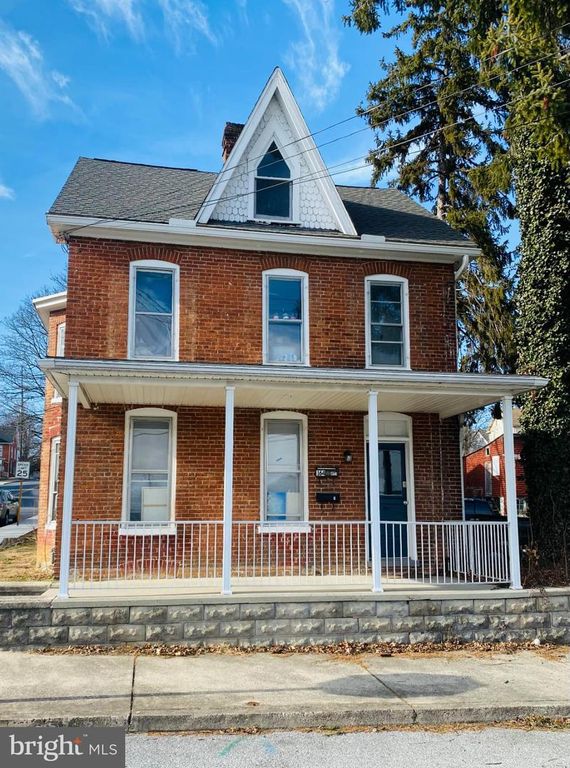 164 HAMILTON AVE, Waynesboro, PA 17268