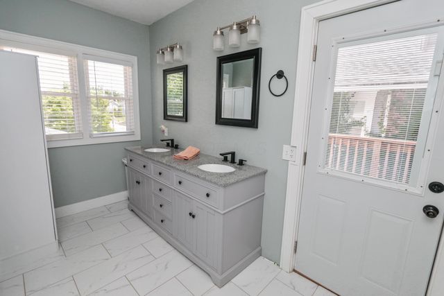 958 S Ohio Avenue, Columbus, OH 43206
