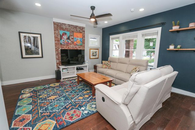 958 S Ohio Avenue, Columbus, OH 43206