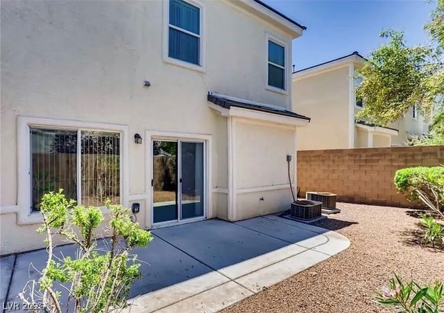 227 Charming Court, Henderson, NV 89052