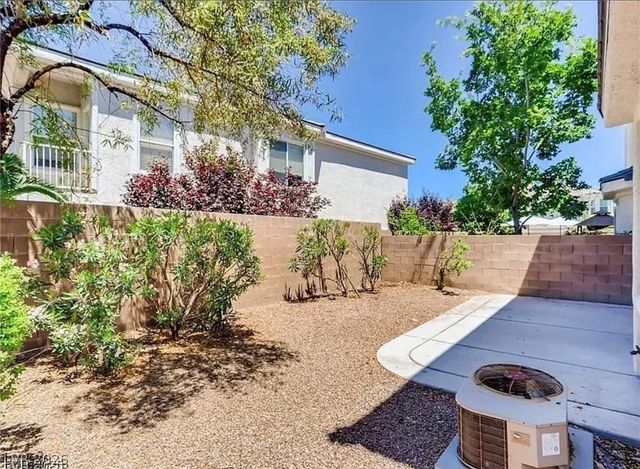 227 Charming Court, Henderson, NV 89052