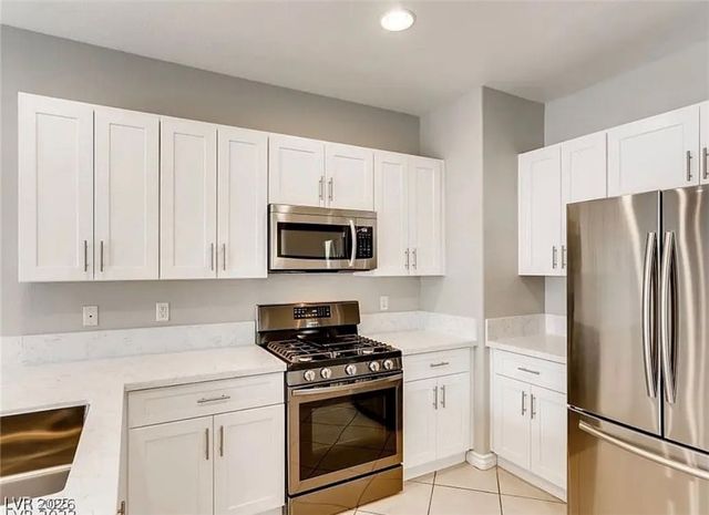 227 Charming Court, Henderson, NV 89052