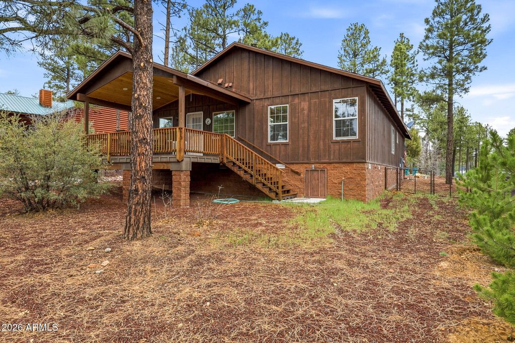 Image 26 of property listing at 640 S MOUNTAIN PINES Avenue, Show Low, AZ 85901