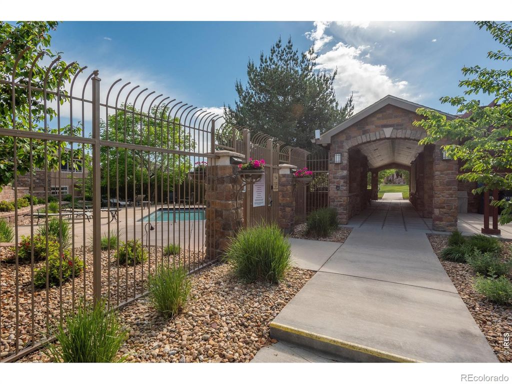 Image 31 of property listing at 8615 Gold Peak Place #F, Highlands Ranch, CO 80130