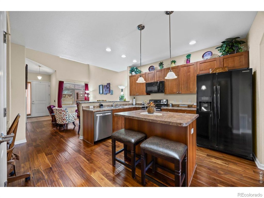 Image 7 of property listing at 8615 Gold Peak Place #F, Highlands Ranch, CO 80130