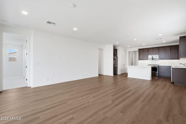 3276 W EMERALD Road, San Tan Valley, AZ 85144