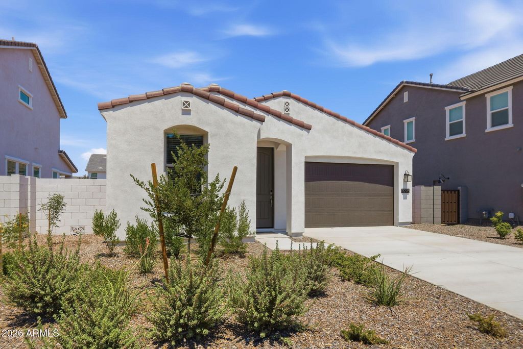 3276 W EMERALD Road, San Tan Valley, AZ 85144