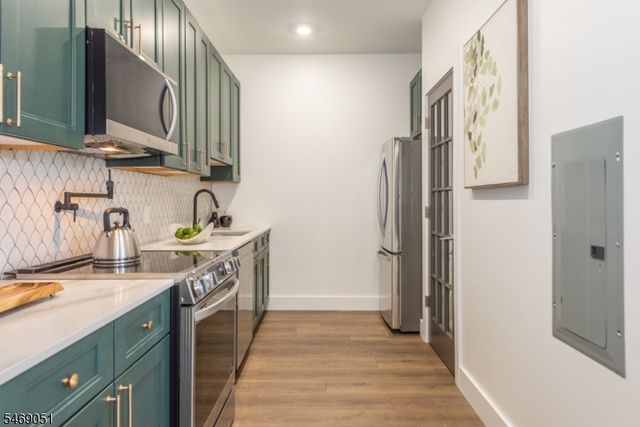 21 Lincoln Park 101, Newark City, NJ 07102