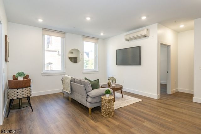 21 Lincoln Park 101, Newark City, NJ 07102