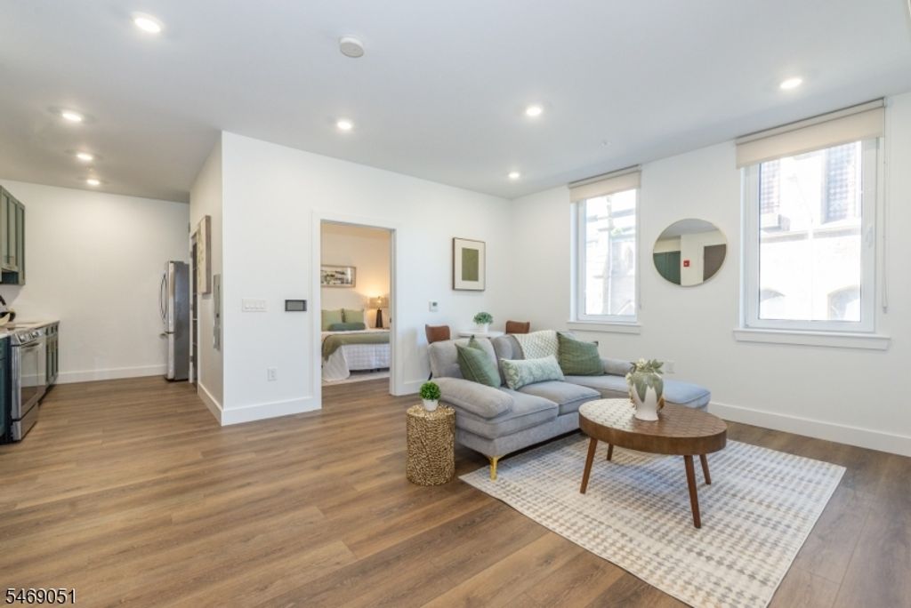 21 Lincoln Park 101, Newark City, NJ 07102