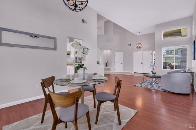 1014 Sandhurst Dr, Vallejo, CA 94591