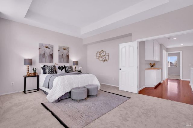 1014 Sandhurst Dr, Vallejo, CA 94591