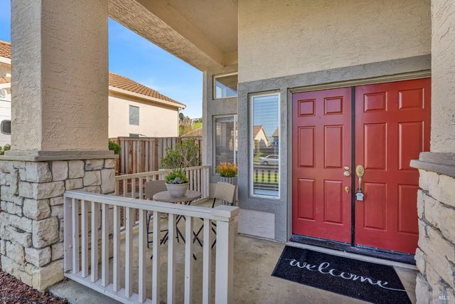 1014 Sandhurst Dr, Vallejo, CA 94591