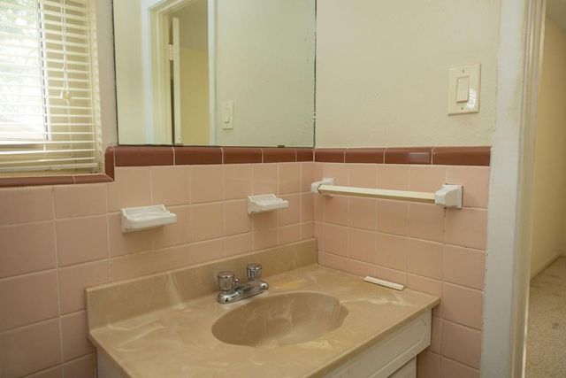 502 Lakeland Drive, Humble, TX 77338