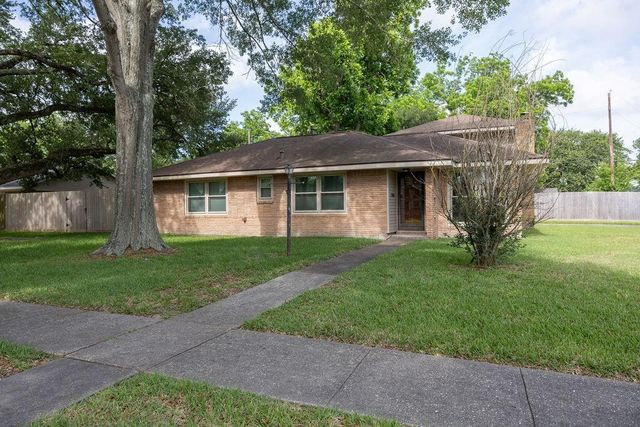 502 Lakeland Drive, Humble, TX 77338