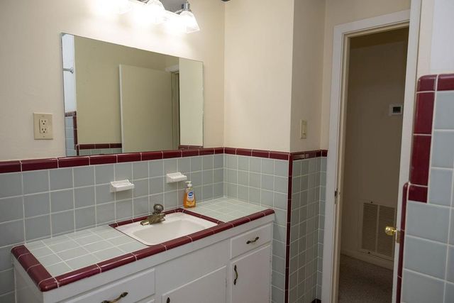 502 Lakeland Drive, Humble, TX 77338
