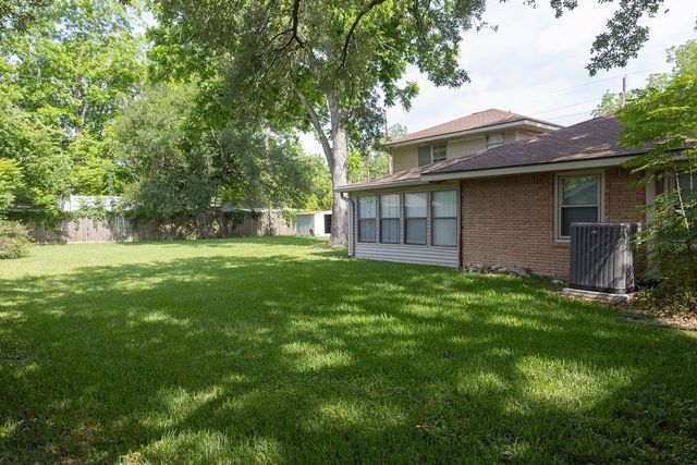 502 Lakeland Drive, Humble, TX 77338