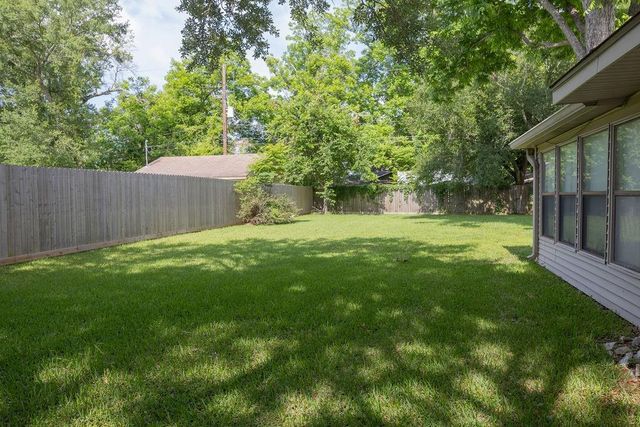 502 Lakeland Drive, Humble, TX 77338