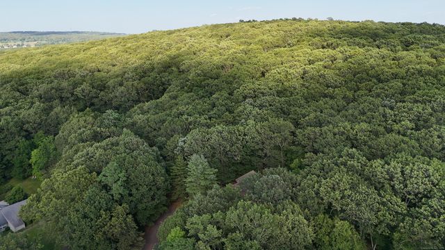130 Mountain View Road, Glastonbury, CT 06033