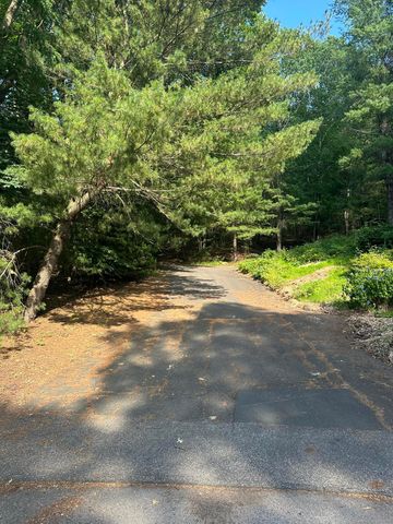 130 Mountain View Road, Glastonbury, CT 06033