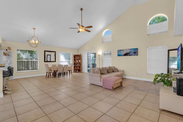 14649 QUAIL TRAIL CIRCLE, Orlando, FL 32837