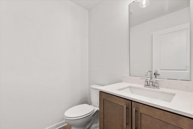 617 Belmont DRIVE, Watertown, WI 53094