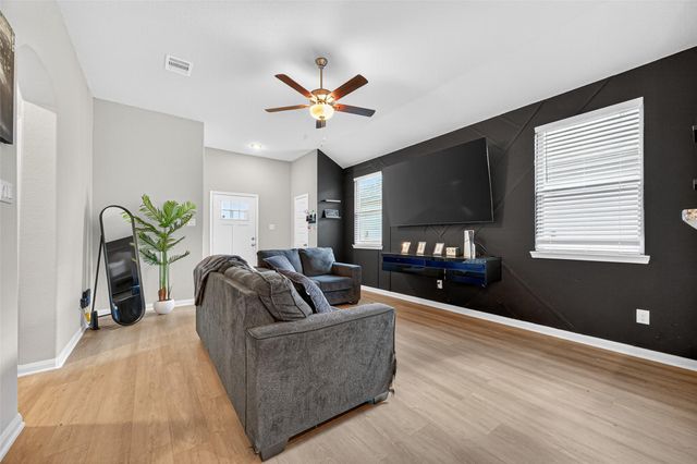 8014 Barret Travis Court, Beasley, TX 77417