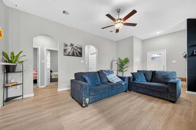 8014 Barret Travis Court, Beasley, TX 77417