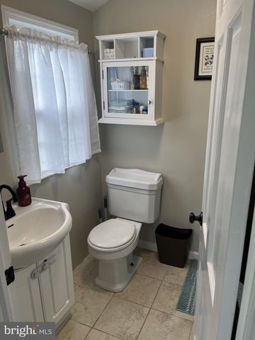 1323 TULANE RD, Wilmington, DE 19803