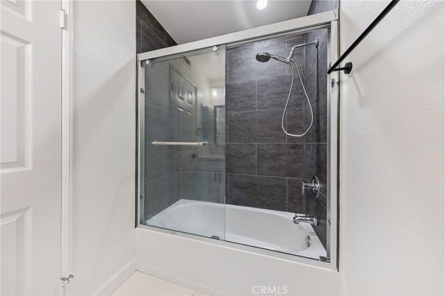 441 E San Jose 111, Burbank, CA 91501