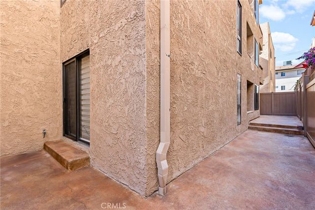 441 E San Jose 111, Burbank, CA 91501