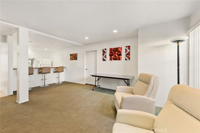 441 E San Jose 111, Burbank, CA 91501