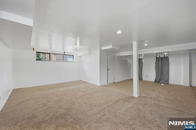 136 Van Buskirk Road, Teaneck, NJ 07666