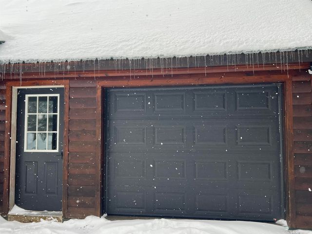 33 Timberland Road, Pittsburg, NH 03592