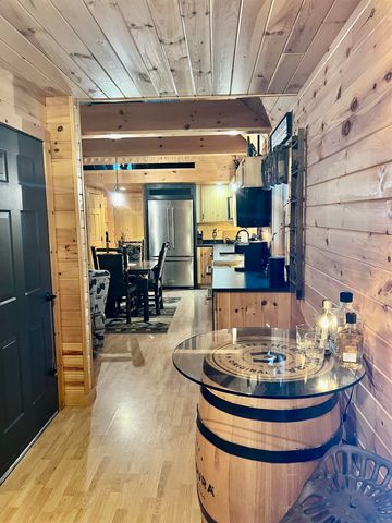 33 Timberland Road, Pittsburg, NH 03592