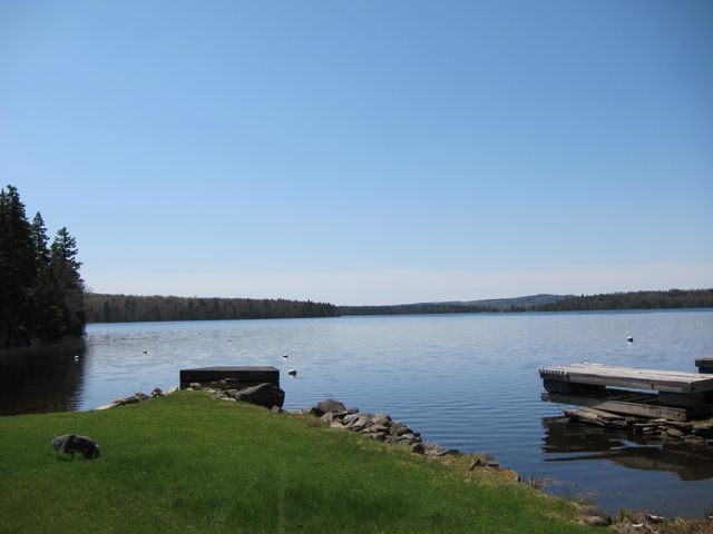 33 Timberland Road, Pittsburg, NH 03592