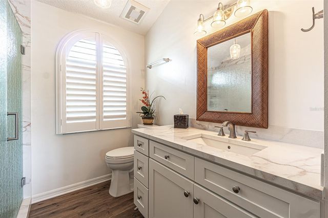 6132 SILVER OAKS DRIVE, Zephyrhills, FL 33542