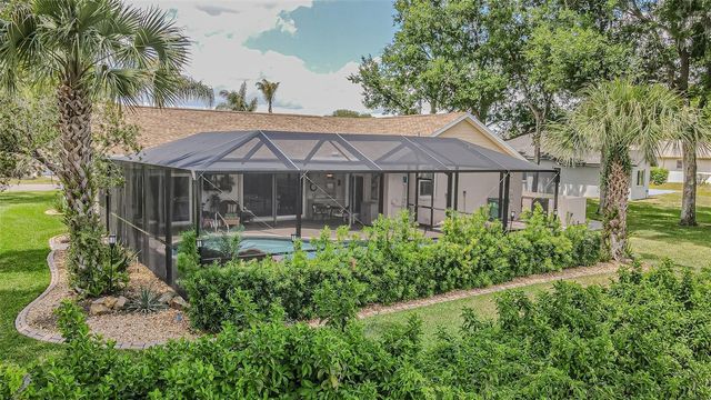 6132 SILVER OAKS DRIVE, Zephyrhills, FL 33542