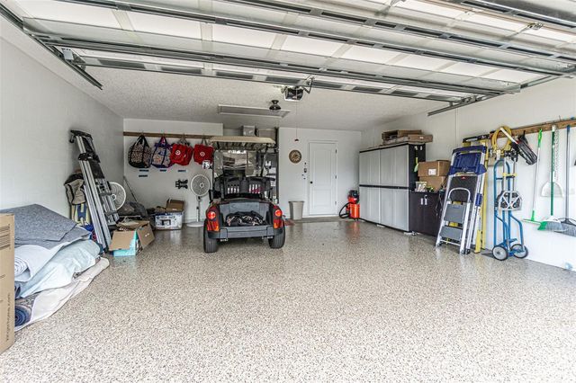 6132 SILVER OAKS DRIVE, Zephyrhills, FL 33542