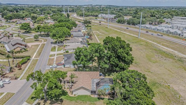 6132 SILVER OAKS DRIVE, Zephyrhills, FL 33542