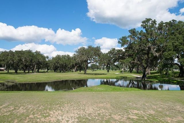 6132 SILVER OAKS DRIVE, Zephyrhills, FL 33542