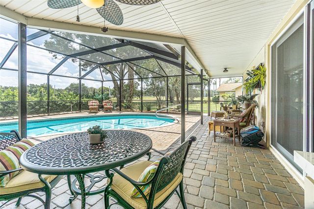 6132 SILVER OAKS DRIVE, Zephyrhills, FL 33542